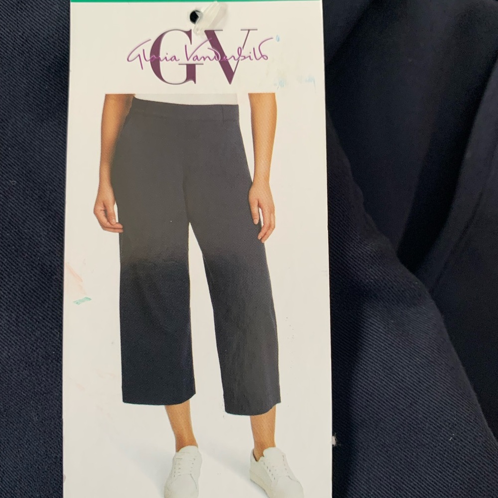 New Size 8 Navy Gloria Vanderbilt Women's Pull-On Wide-Leg Crop Pants